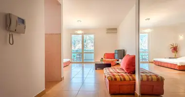 Apartment in All countries