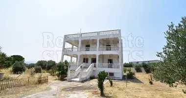 Casa 6 habitaciones en Loutraki Perachora Agioi Theodoroi Municipality, Grecia