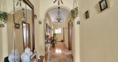 Casa 5 habitaciones en La Linea de la Concepcion, Španjolska