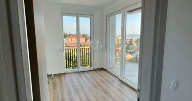 Квартира 3 комнаты в Тиват, Черногория