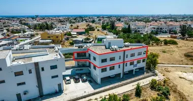 Nieruchomości komercyjne 182 m² w Oroklini, Cyprus