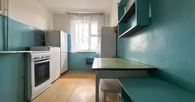 Apartamento 3 habitaciones en Chervyen, Bielorrusia