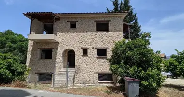 Haus 3 Schlafzimmer in Miliou, Cyprus