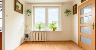 Wohnung 4 zimmer in Warschau, Polen