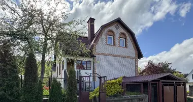 Dom 4 pokoi w Paparnanski selski Savet, Białoruś
