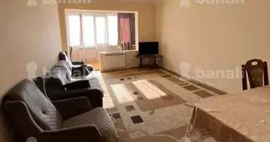 Apartamento 3 habitaciones en Ereván, Armenia