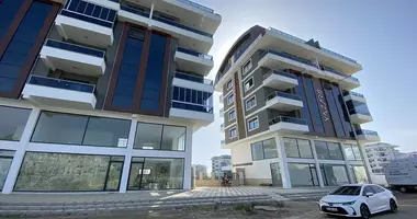 Ático 4 habitaciones con balcón, con airea acondicionado, con vista al mar en Mahmutlar, Turquía