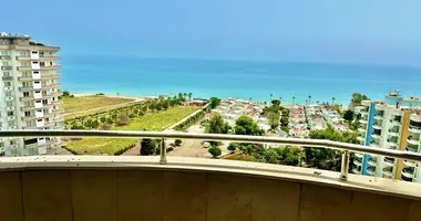 2 bedroom apartment in Mezitli, Turkey