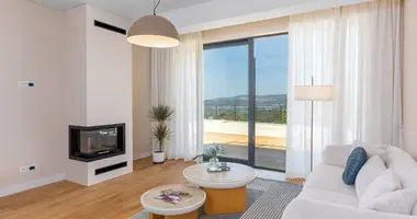 Reihenhaus in Tivat, Montenegro