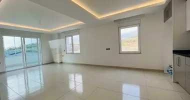 Квартира 2 комнаты с парковкой, с лифтом, с бассейном в Аланья, Турция