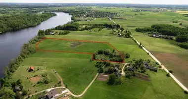 Grundstück in Paezeriai, Litauen