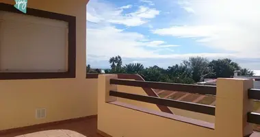 Вилла   с террасой, с крыльцом в Тарифа, Испания