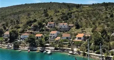 Hotel 226 m² in Opcina Postira, Croatia