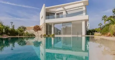 Villa 4 chambres dans Péyia, Chypre