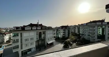 Mieszkanie 4 pokoi w Alanya, Turcja