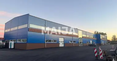 Pomieszczenie biurowe 1 310 m² w Ryga, Łotwa