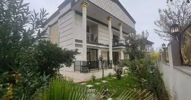 Villa 8 habitaciones con aparcamiento, con Parque infantil, con Aparcamiento cubierto en Alanya, Turquía