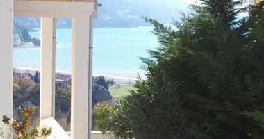 Villa  con Junto al mar en Becici, Montenegro