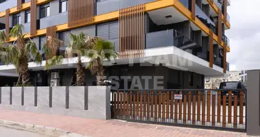 Apartamento 4 habitaciones en Muratpasa, Turquía