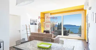 2 bedroom apartment in Toscolano Maderno, Italy