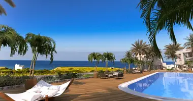 Penthouse 2 Zimmer mit Balkon, mit Klimaanlage, mit Meerblick in Akanthou, Nordzypern