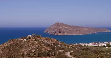 Участок земли в Агиа Марина, Греция