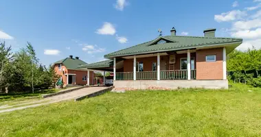Dom w Januskavicki siel ski Saviet, Białoruś