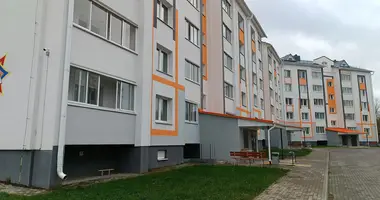 Mieszkanie 4 pokoi w Łohojsk, Białoruś