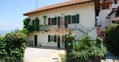 Villa 3 habitaciones en Verbania, Italia