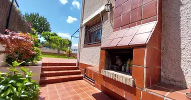 Casa 6 habitaciones en Pozuelo de Alarcon, Španjolska