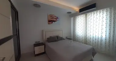 3 room apartment with elevator, with sea view, with swimming pool in Alanya, Turkey