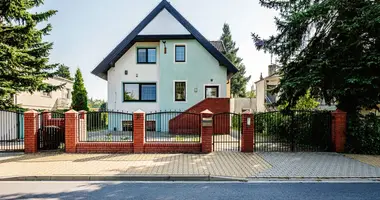 Boutique 508 m² dans Przezmierowo, Pologne