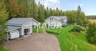 Дом 8 комнат в Ohkola, Финляндия