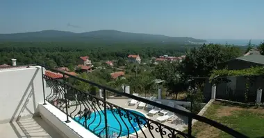 3 bedroom house in Primorsko, Bulgaria