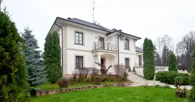 6 bedroom house in Usovo, Russia