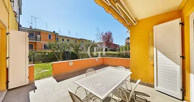 Mieszkanie 3 pokoi w Sirmione, Włochy