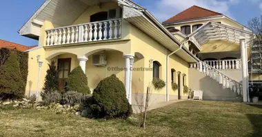 House 10 rooms in Heviz, Hungary