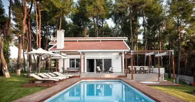 Villa 5 bedrooms with Swimming pool in demos kassandras, Greece
