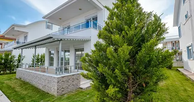 Villa 6 rooms with Swimming pool, with Подходит для гражданства in Alanya, Turkey