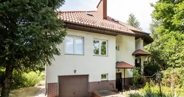 Casa en Varsovia, Polonia