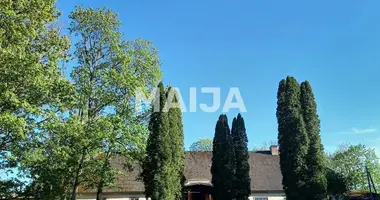 Villa 12 chambres avec Réparations nécessaires, avec Vue du lac dans Igene, Lettonie