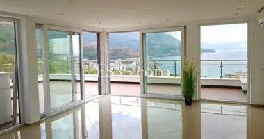 Mieszkanie 4 pokoi w Becici, Czarnogóra
