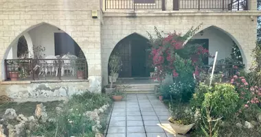 Dom 4 pokoi w Lakatamia, Cyprus