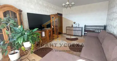 Apartamento 3 habitaciones en Brest, Bielorrusia