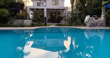 4 bedroom house in Oroklini, Cyprus