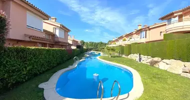 3 bedroom townthouse in Castell-Platja d Aro, Spain