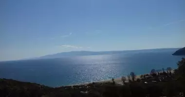Plot of land in Pyrgadikia, Greece