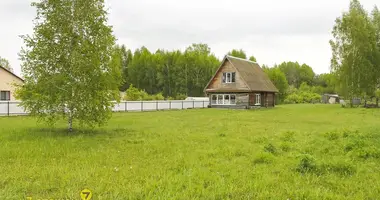 Haus in Piarsajski siel ski Saviet, Weißrussland