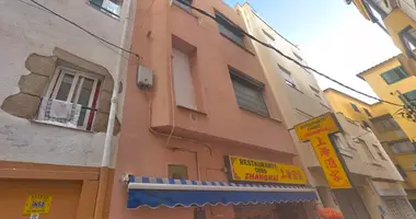 Commercial property 270 m² in Lloret de Mar, Spain