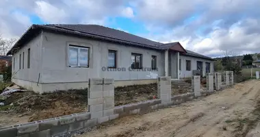 Casa 6 habitaciones en Veresegyhaz, Hungría